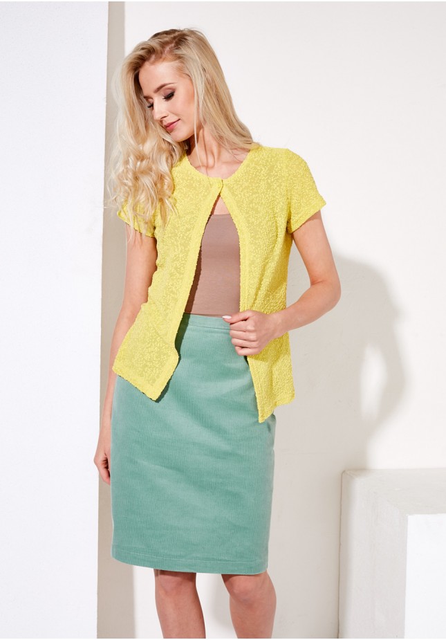 Yellow sweter with button