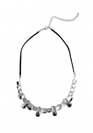 Metallic necklace
