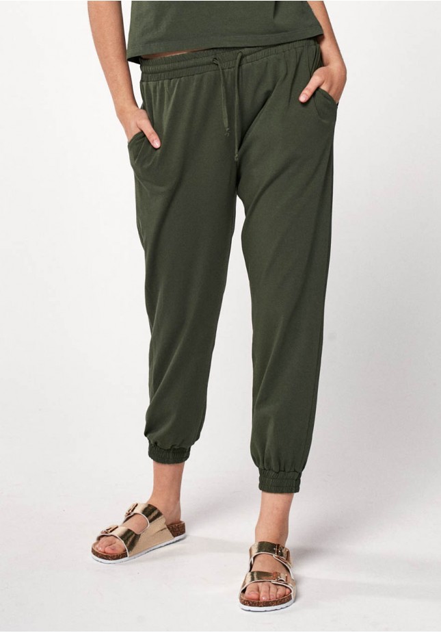 Green cotton pants
