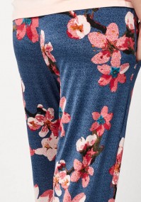 Pants with pink flowers