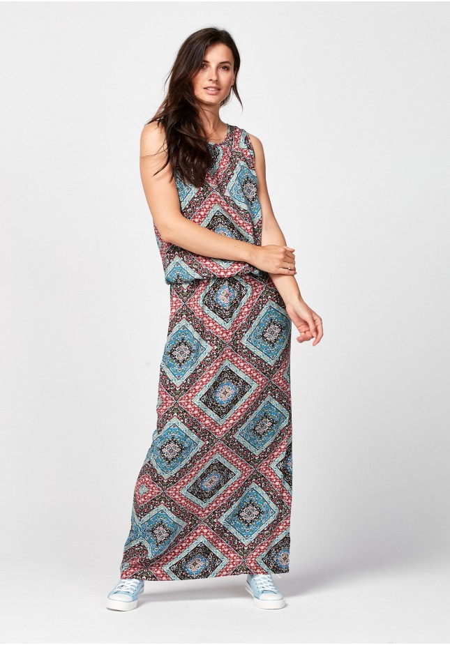 Maxi dress with geometrical pattern