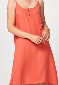 Plażowa pomarańczowa sukienka