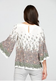 Blouse with flowers