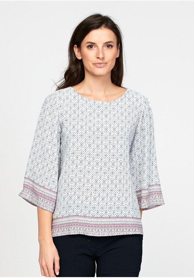 Blouse with geometrical pattern