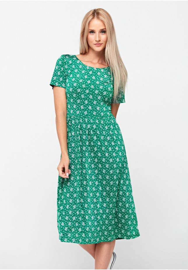Zielona sukienka w kwiatki