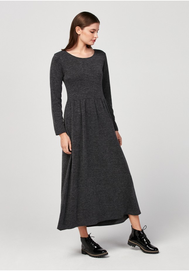 Maxi knitted dress