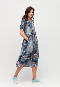 Shaded dress with roses