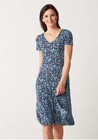 Comfortable dress with flowers