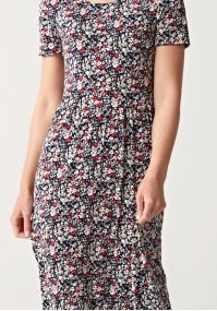 Tapered waist dress with flowers