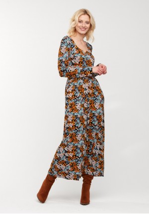Maxi dress with flowers