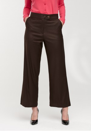 Brown trousers with a loose cut