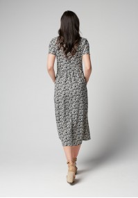 Linen dress with camomiles