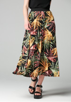 Skirt with colorful leaves