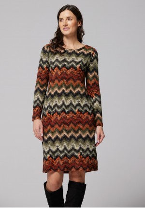 Knitted zigzags dress