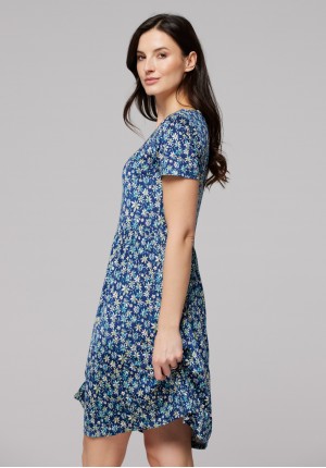 Tapered waist dress with green flowers