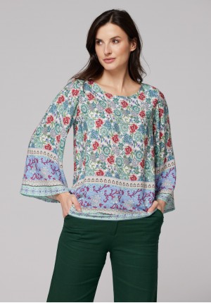 Blouse with loose sleeves