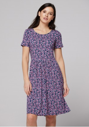 Tapered waist dress with small flowers