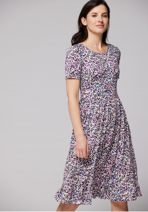Dress in a colorful leopard print pattern