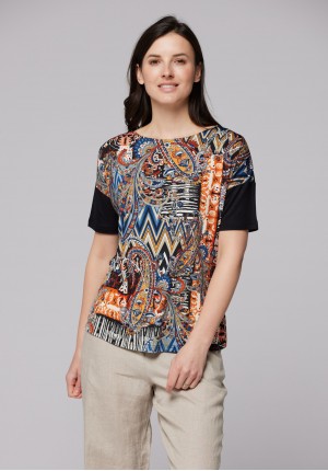 Colorful blouse with plain back