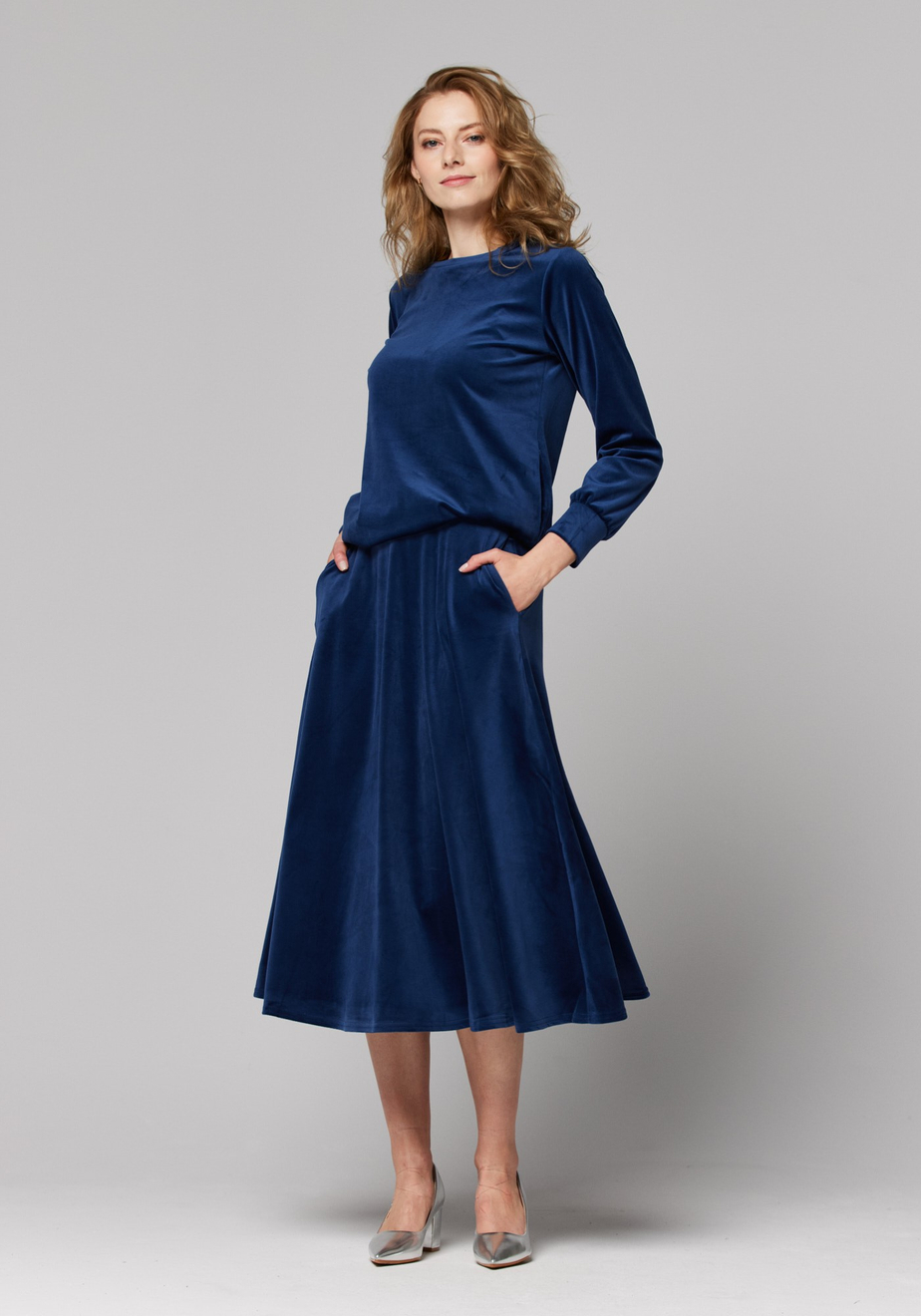 Welurowa niebieska bluza 3050