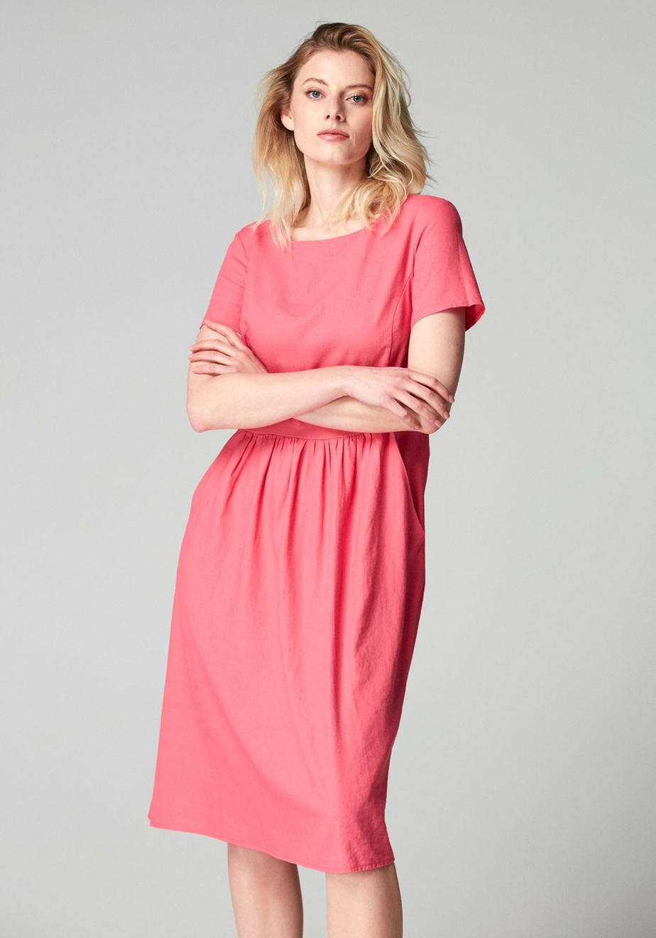 Odcinana lniana sukienka 1386