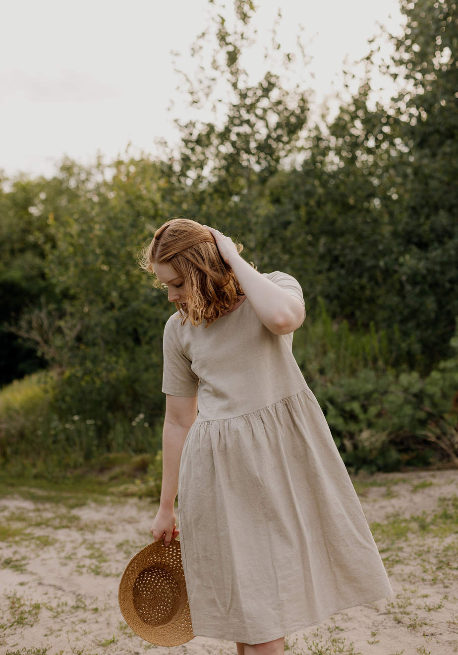 Beżowa lniana sukienka 1338