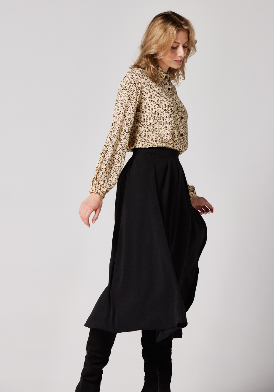 Czarna spódnica 2045