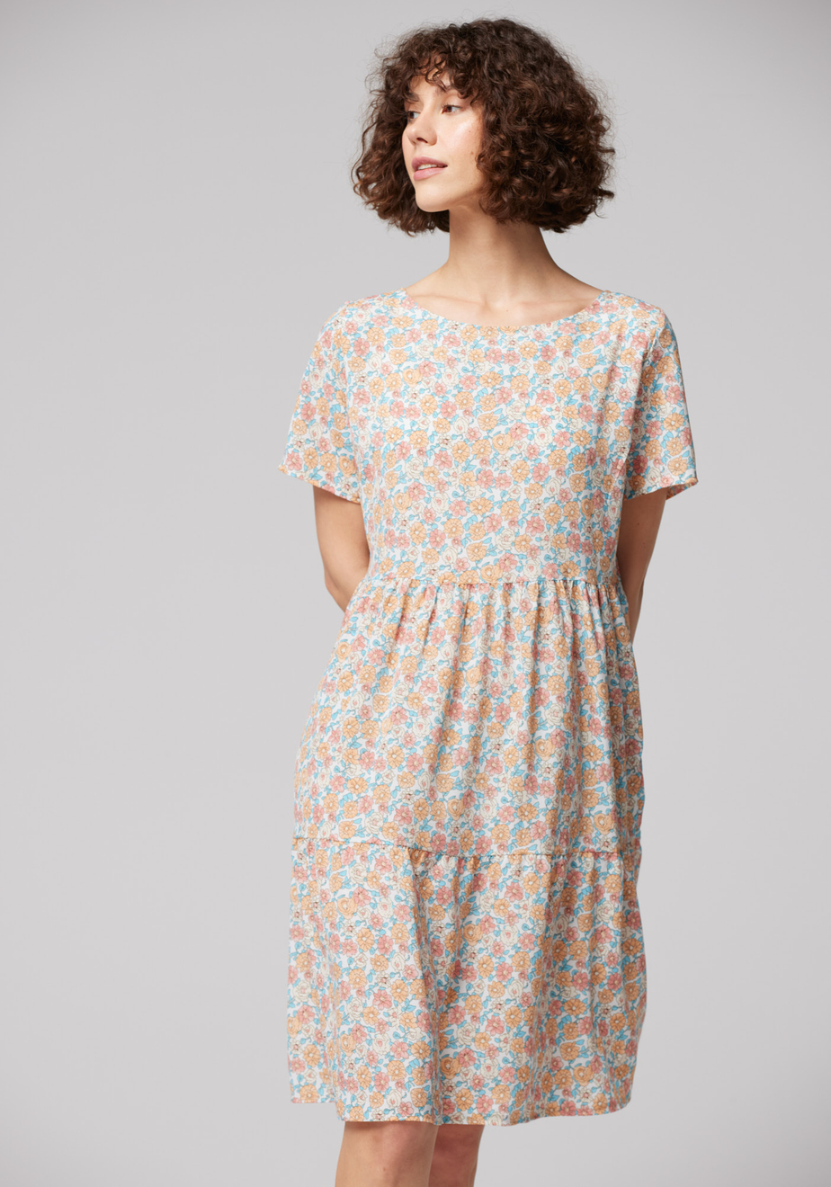 Letnia sukienka w pomarańczowe kwiatki 1712