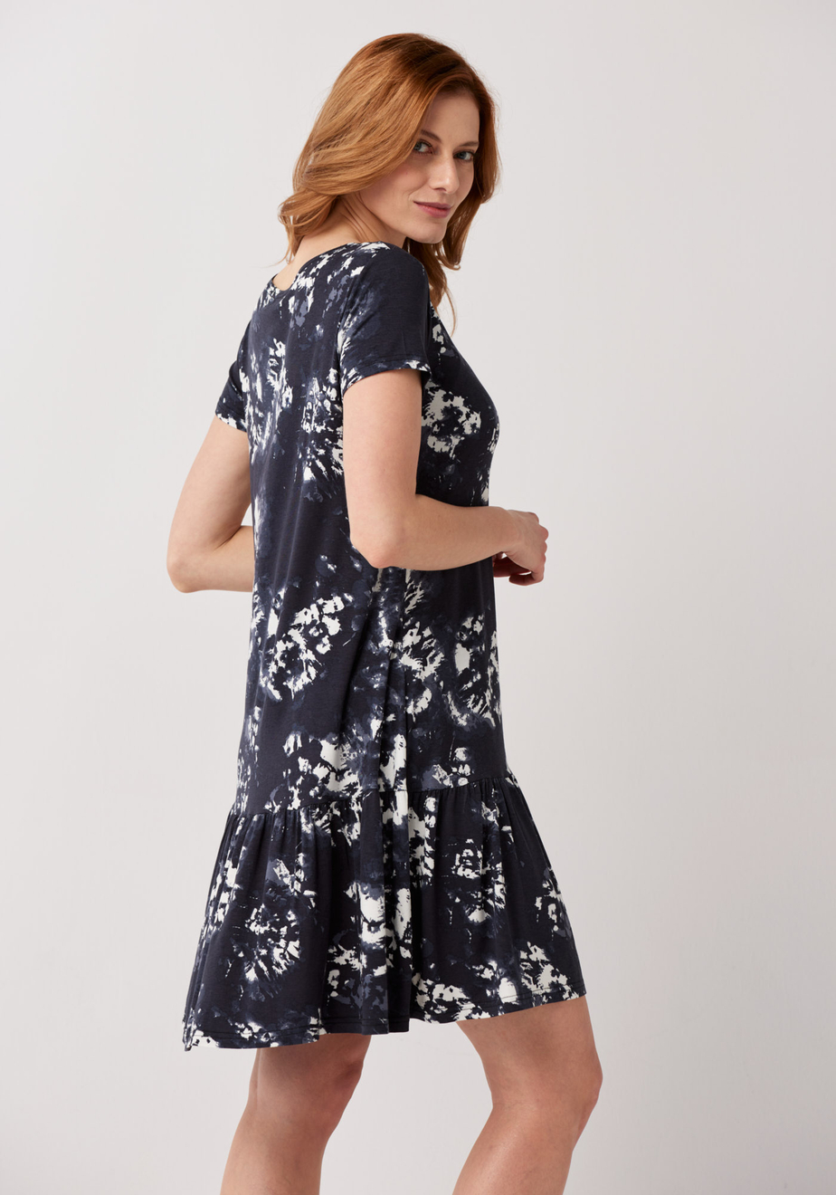 Trapezowa ciemna sukienka 1521