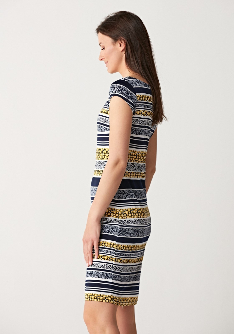 Dopasowa sukienka w paski 1414