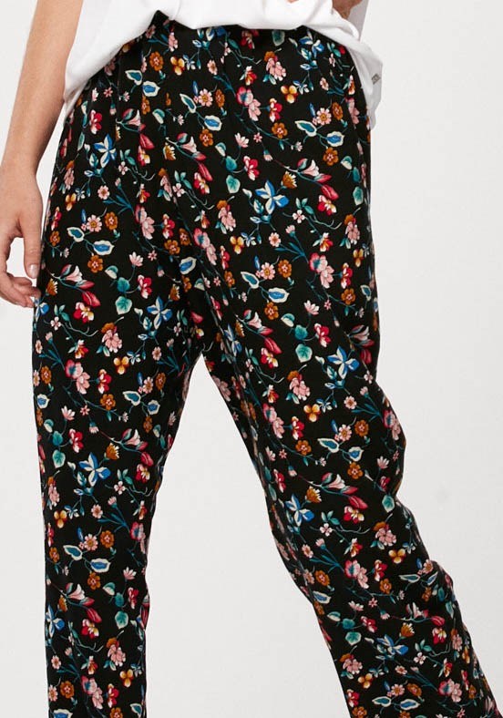 Domówki w kolorowe kwiaty 5023