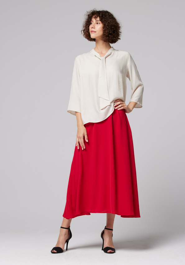 Rozkloszowna czerwona spódnica 2000