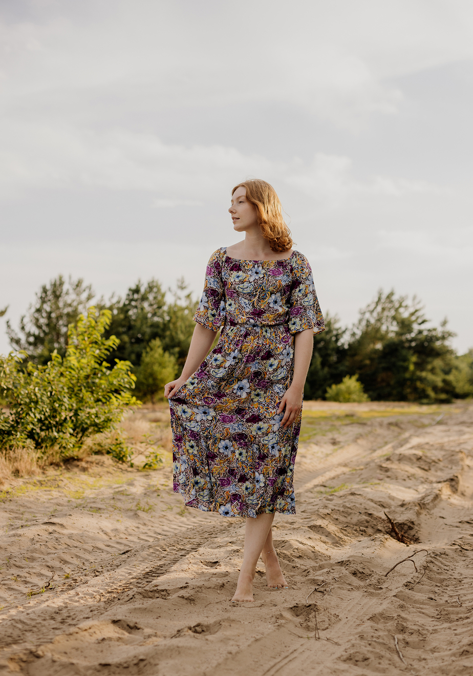 Fuksjowo-niebieska sukienka maxi 1064