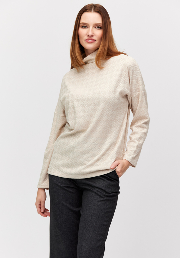 Swobodny beżowy sweter 8969