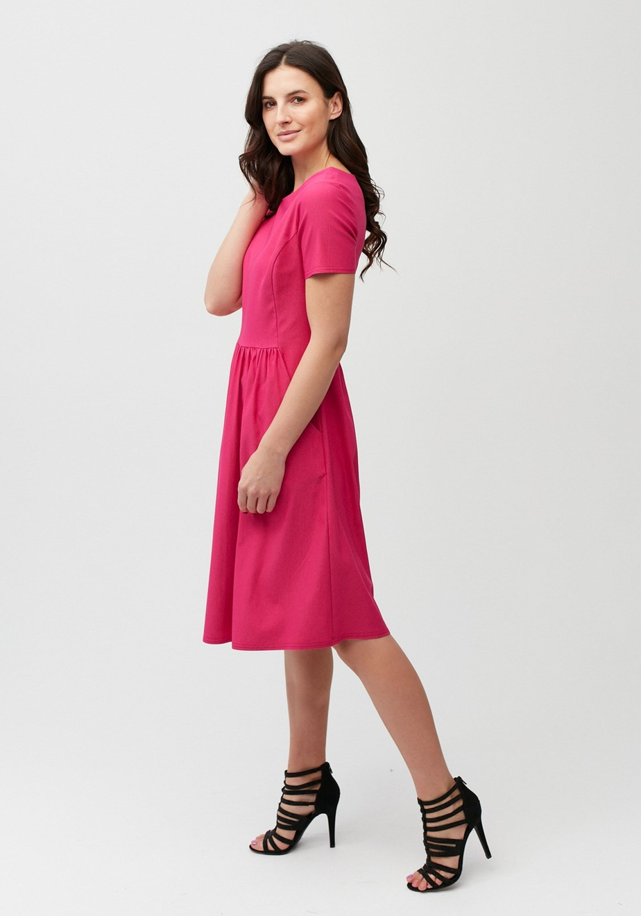 Różowa sukienka z kieszeniami 1773