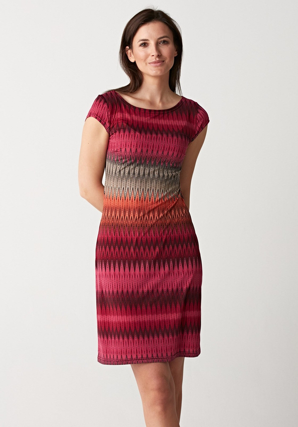 Dopasowana sukienka 1322