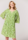 Prosta cienka sukienka w zielone liście 1040
