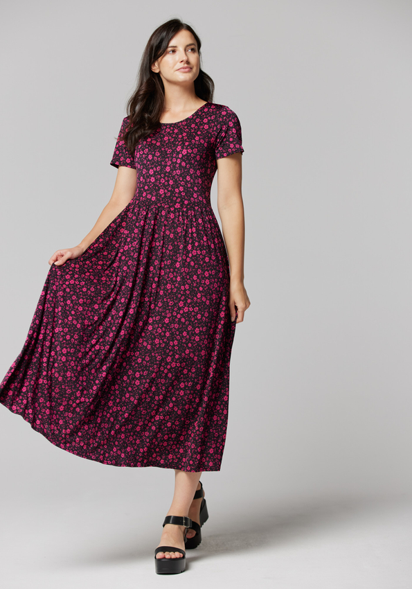 Długa czarna sukienka w różowe kwiatki 1446