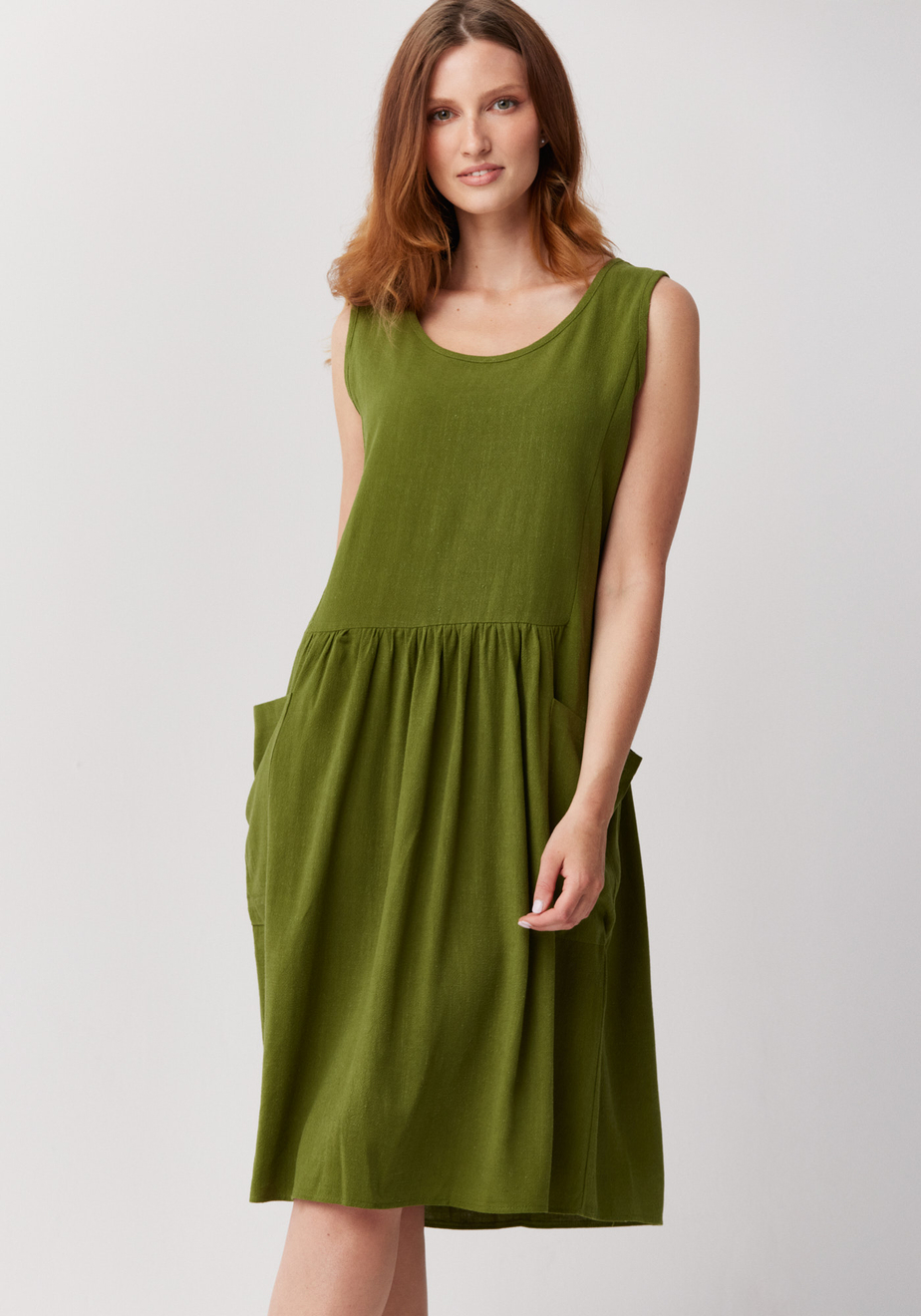 Luźna sukienka z kieszeniami 1304