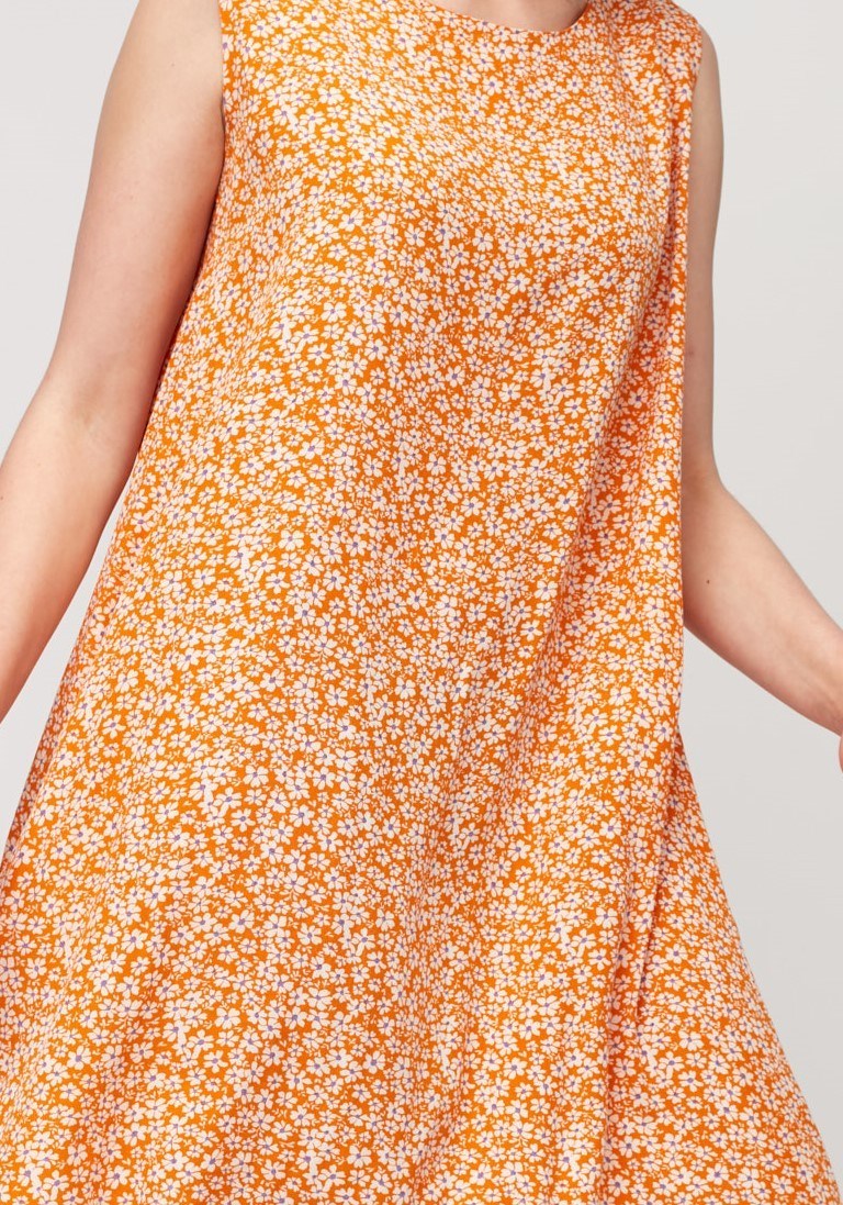 Mini sukienka z falbaną 1071