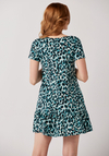 Sukienka w panterkę w odcieniach niebieskiego 1503