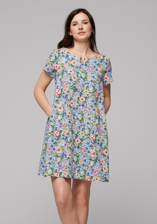 Niebieska sukienka w kolorowe kwiaty 1356