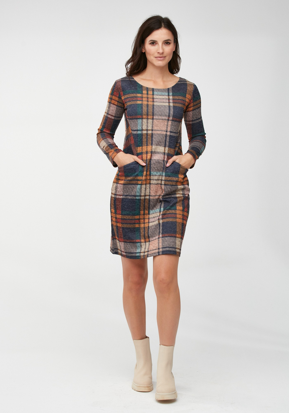 Dopasowana sukienka w kratę 1844