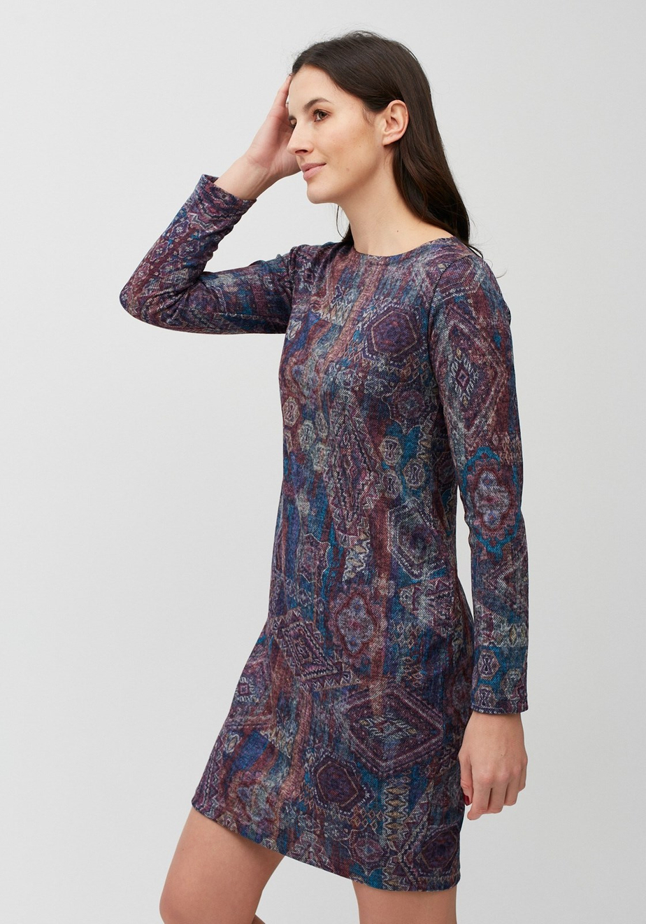 Prosta fioletowa sukienka 1840