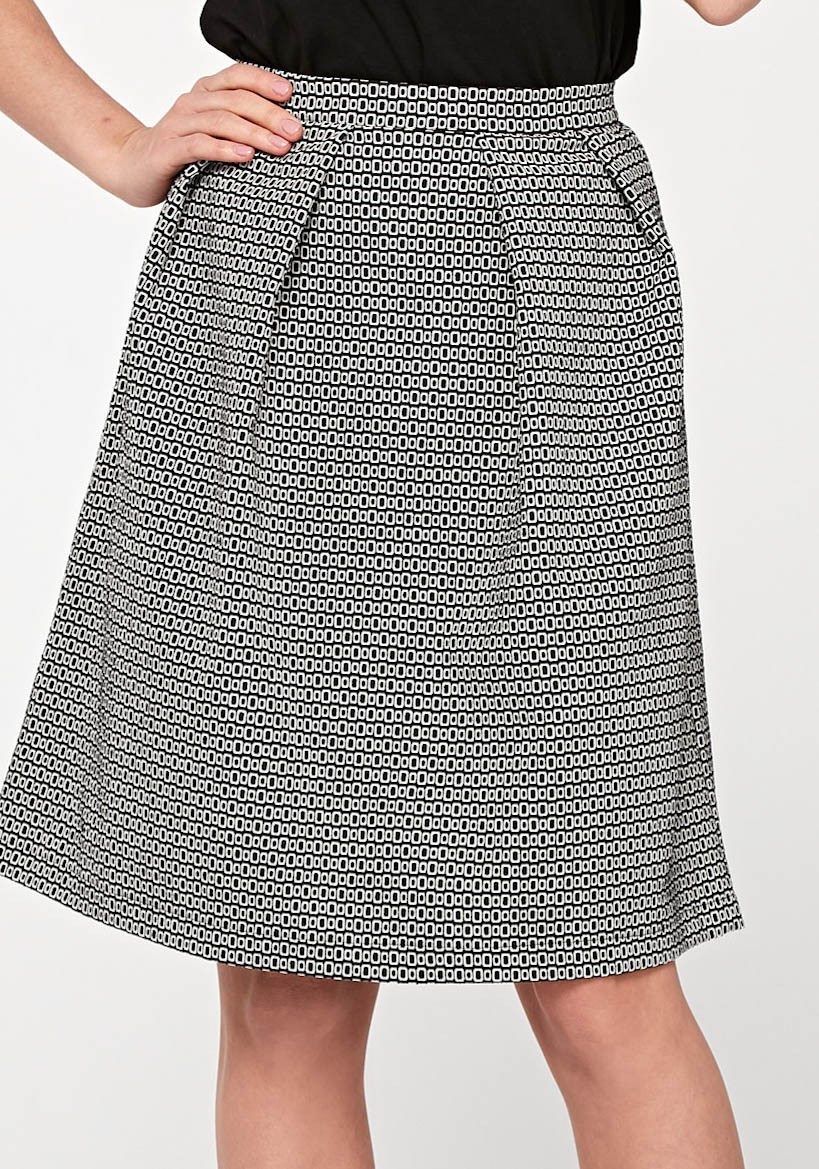 Rozkloszowana spódnica 2068