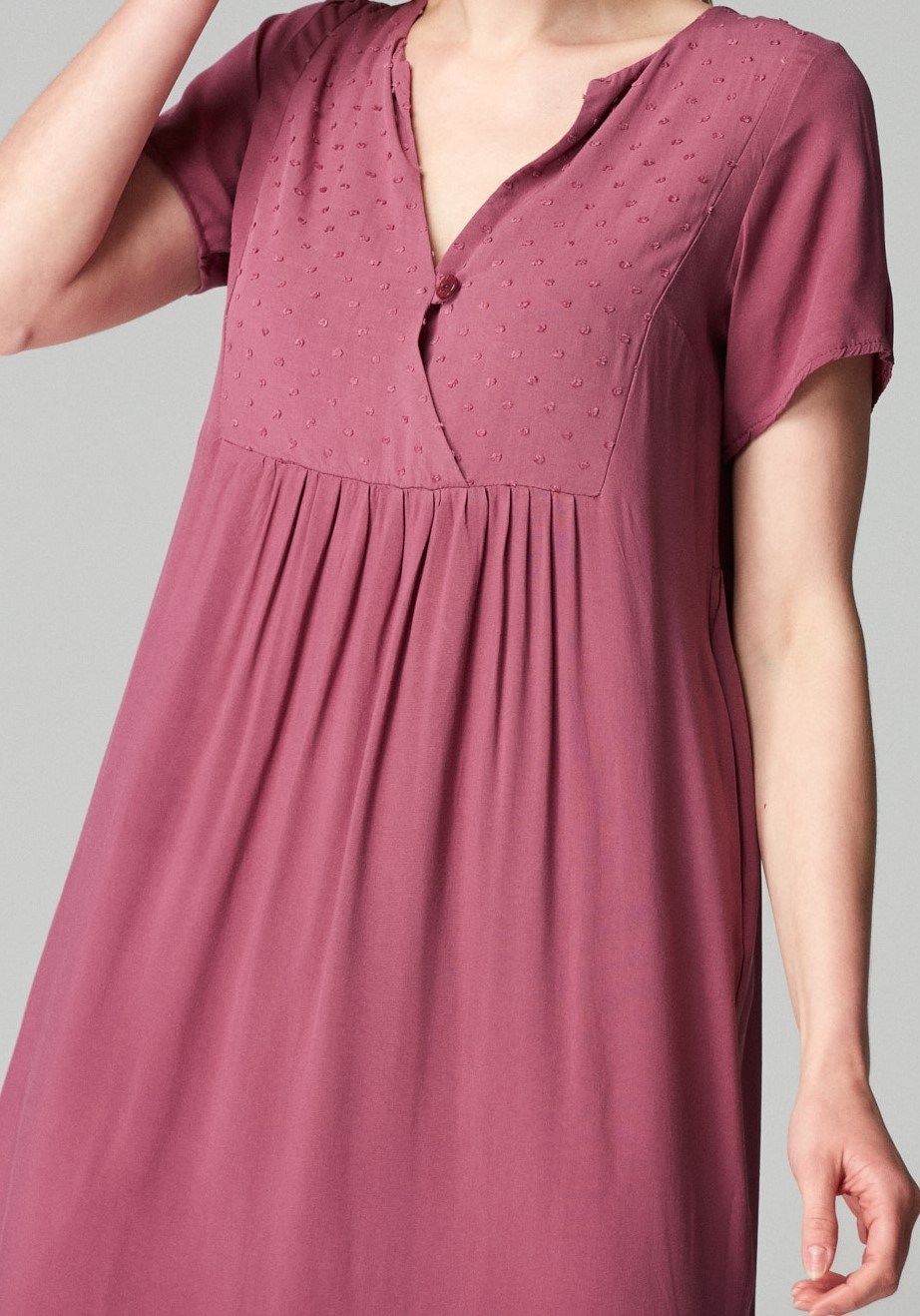 Swobodna sukienka midi 1089