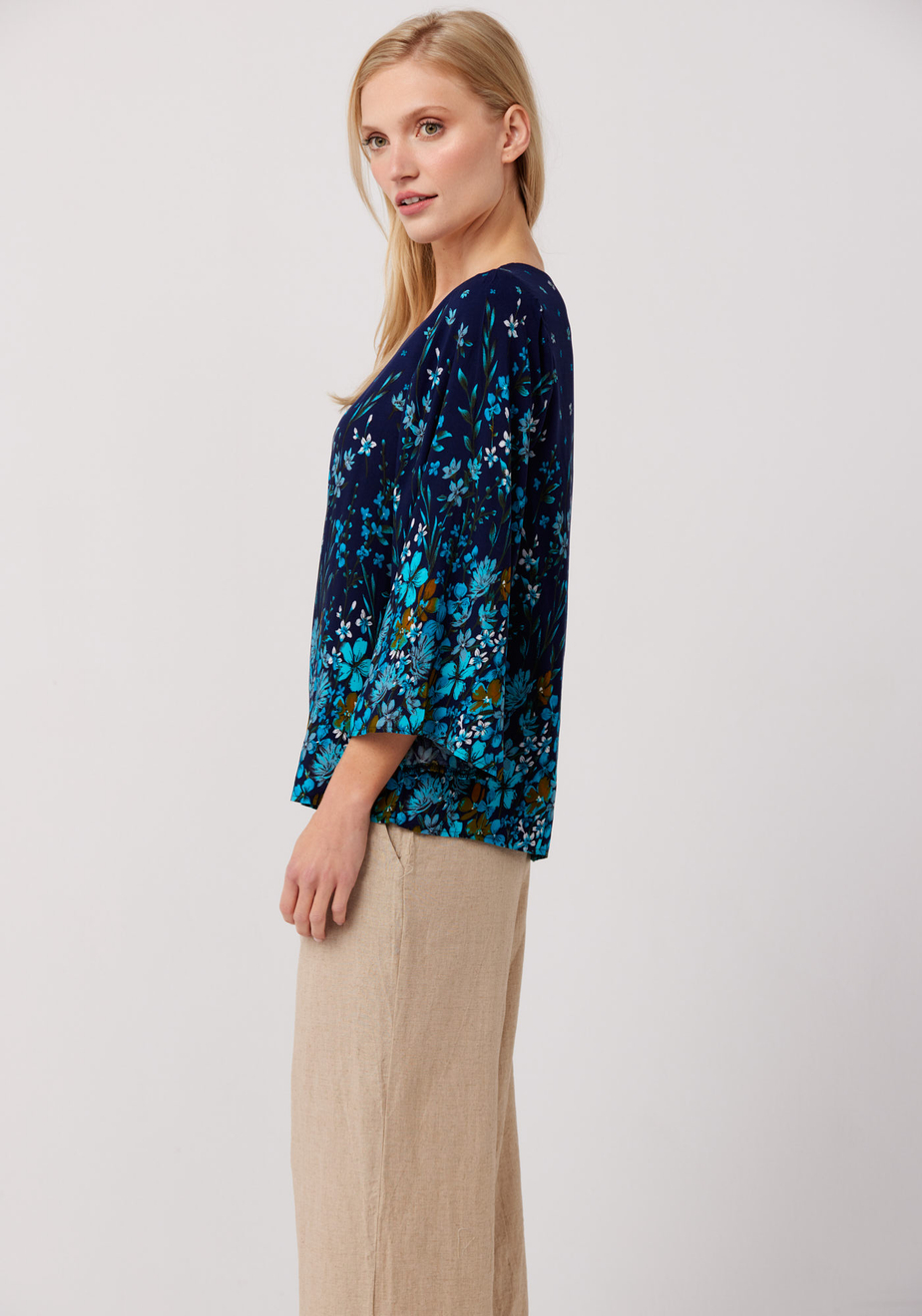 Bluzka z szerokimi rękawami 3239