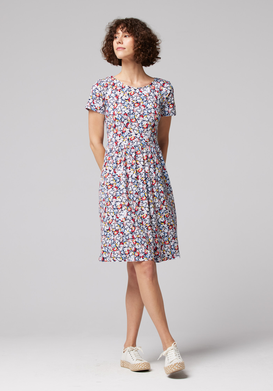 Kwiecista sukienka z odcięciem w talii 1287