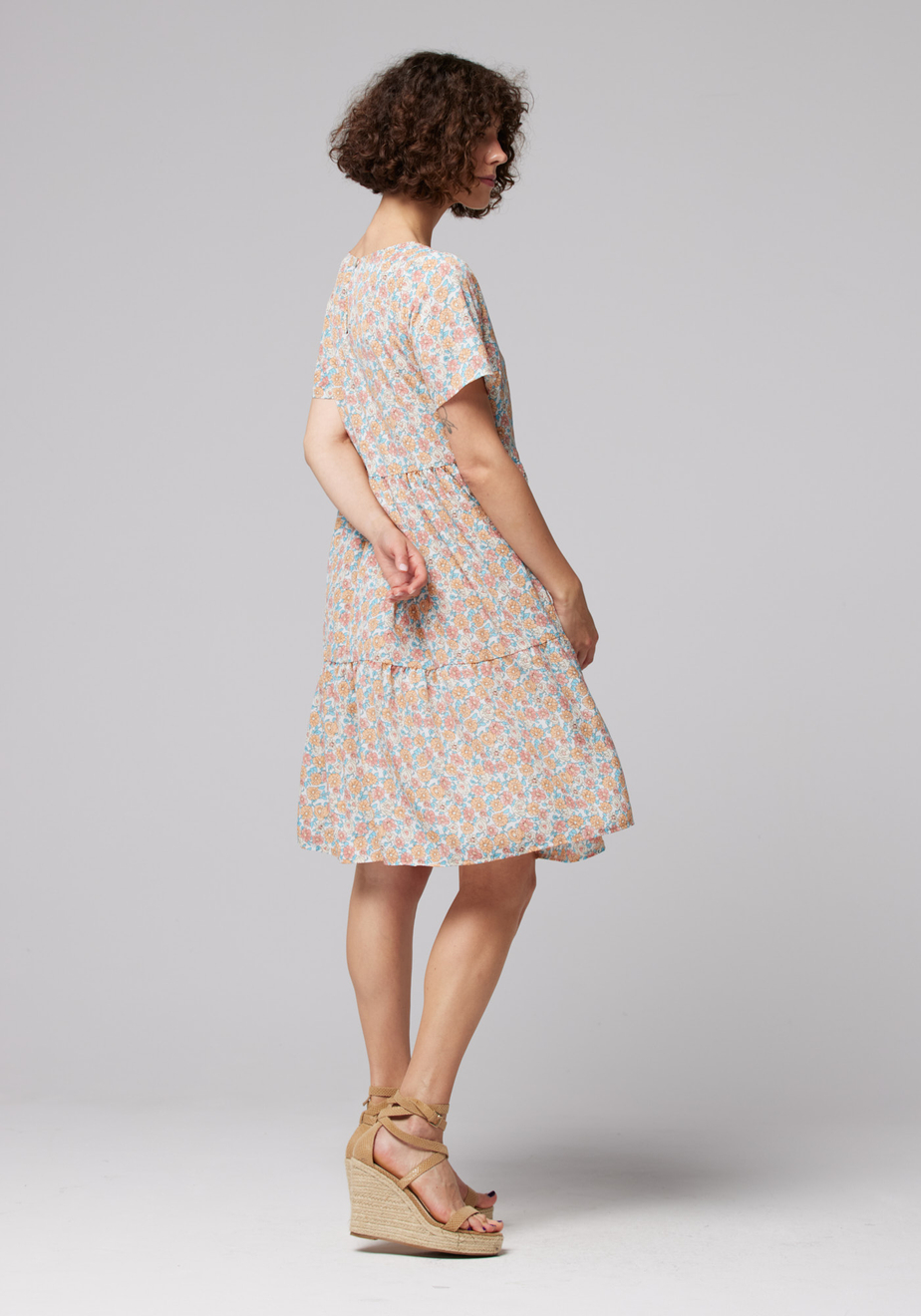 Letnia sukienka w pomarańczowe kwiatki 1712