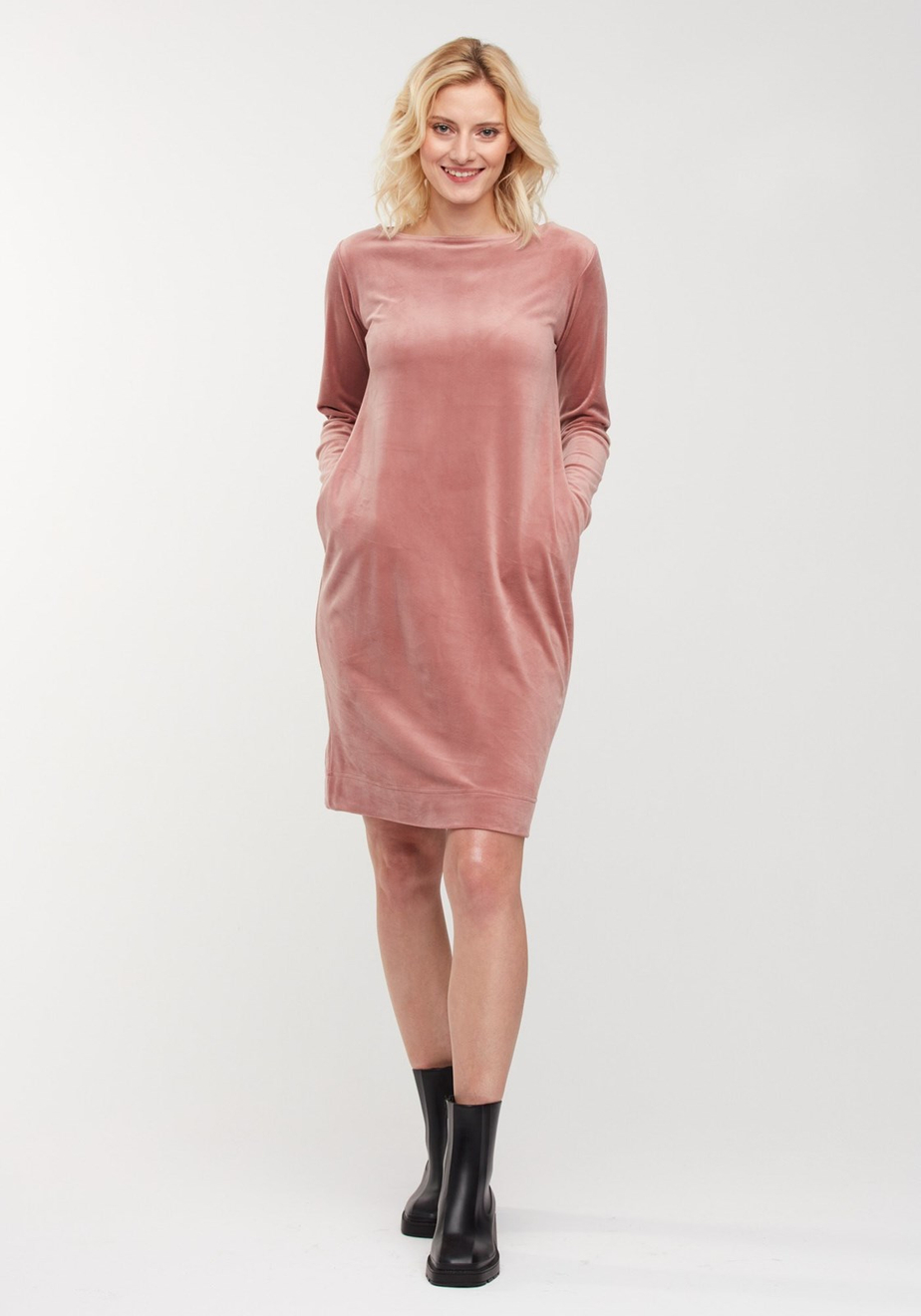 Prosta welurowa sukienka 1836